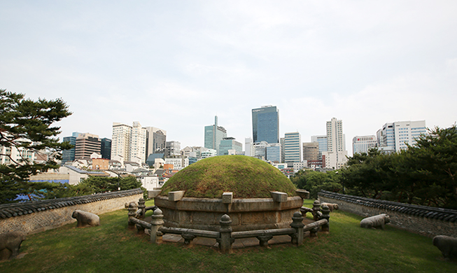 Joseon royal tombs host heritage events