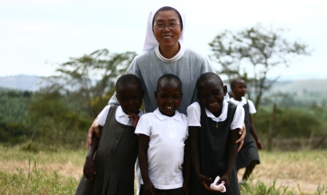 Nun speaks on spending 17 years in Uganda helping needy