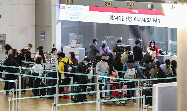 [Korea in photos] Packed Incheon airport shows travel revival